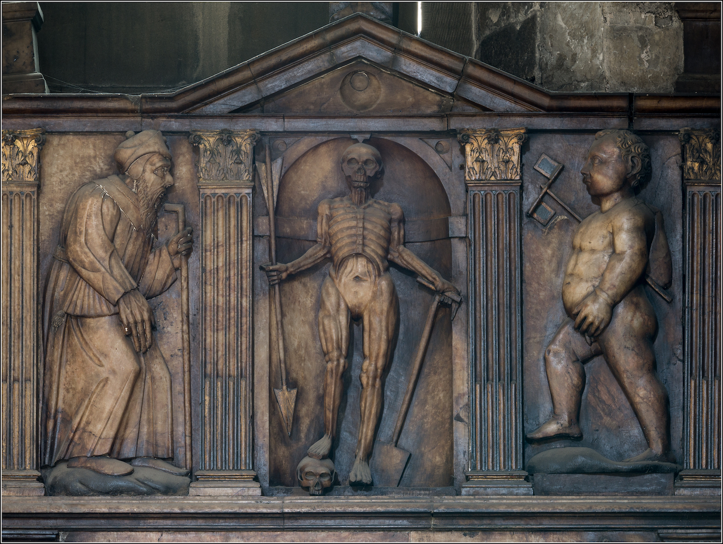 PanelofThreeFigures