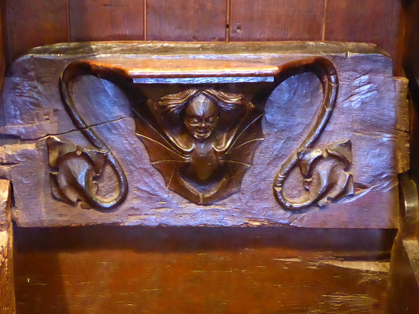 M10BustMisericord