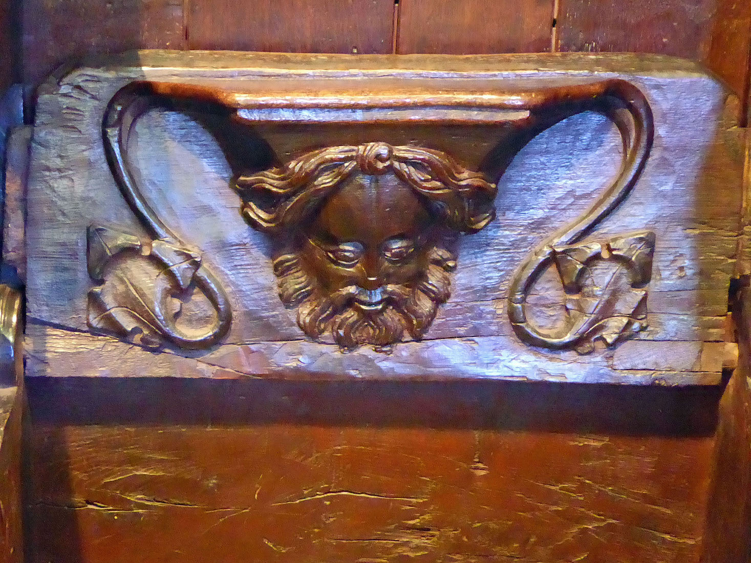 M11HeadMisericord