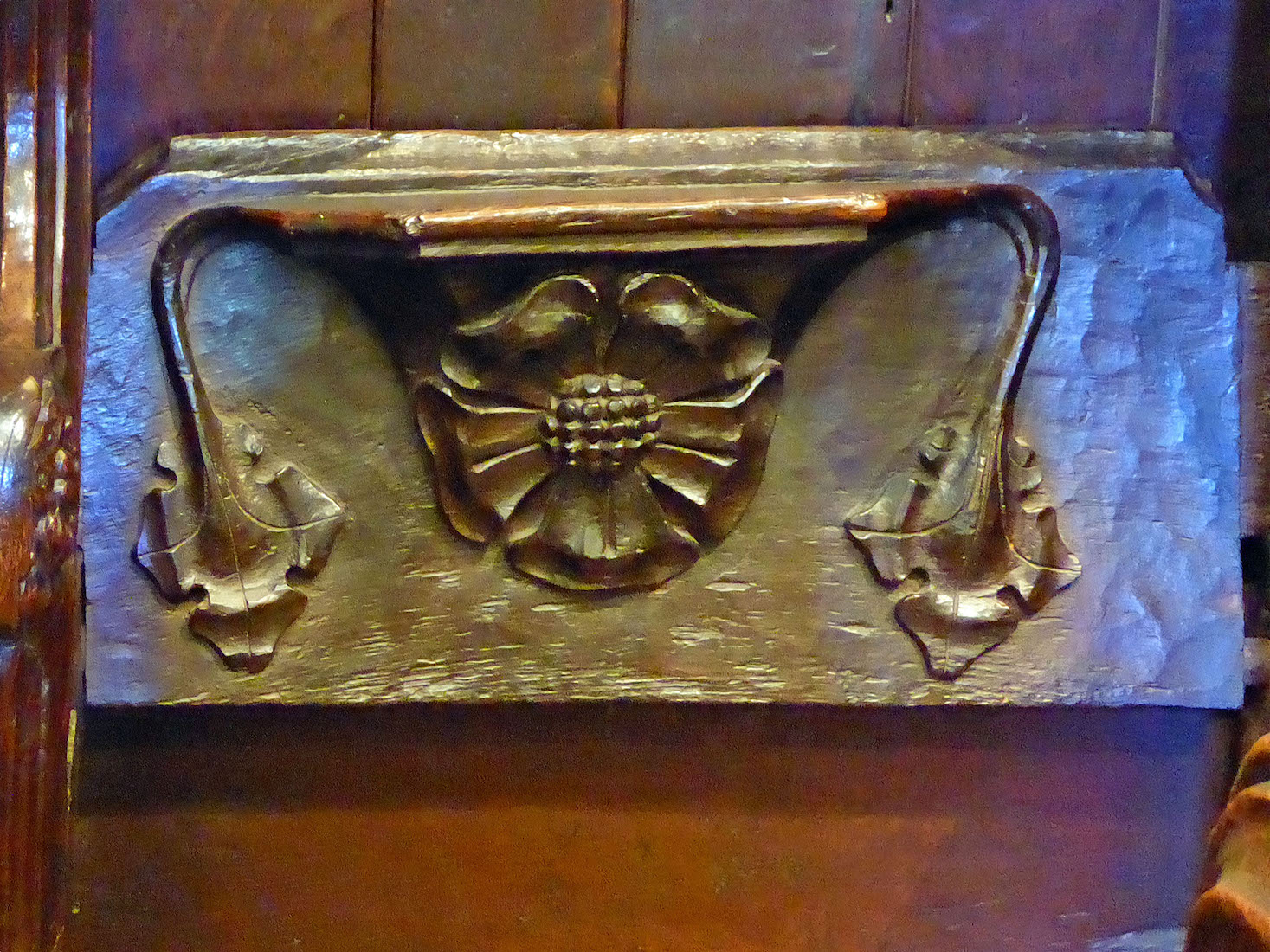 M16FlowerMisericord