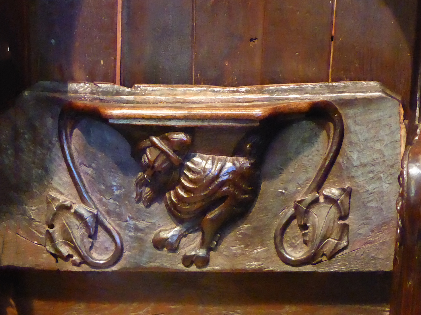 M19MonkeyMisericord