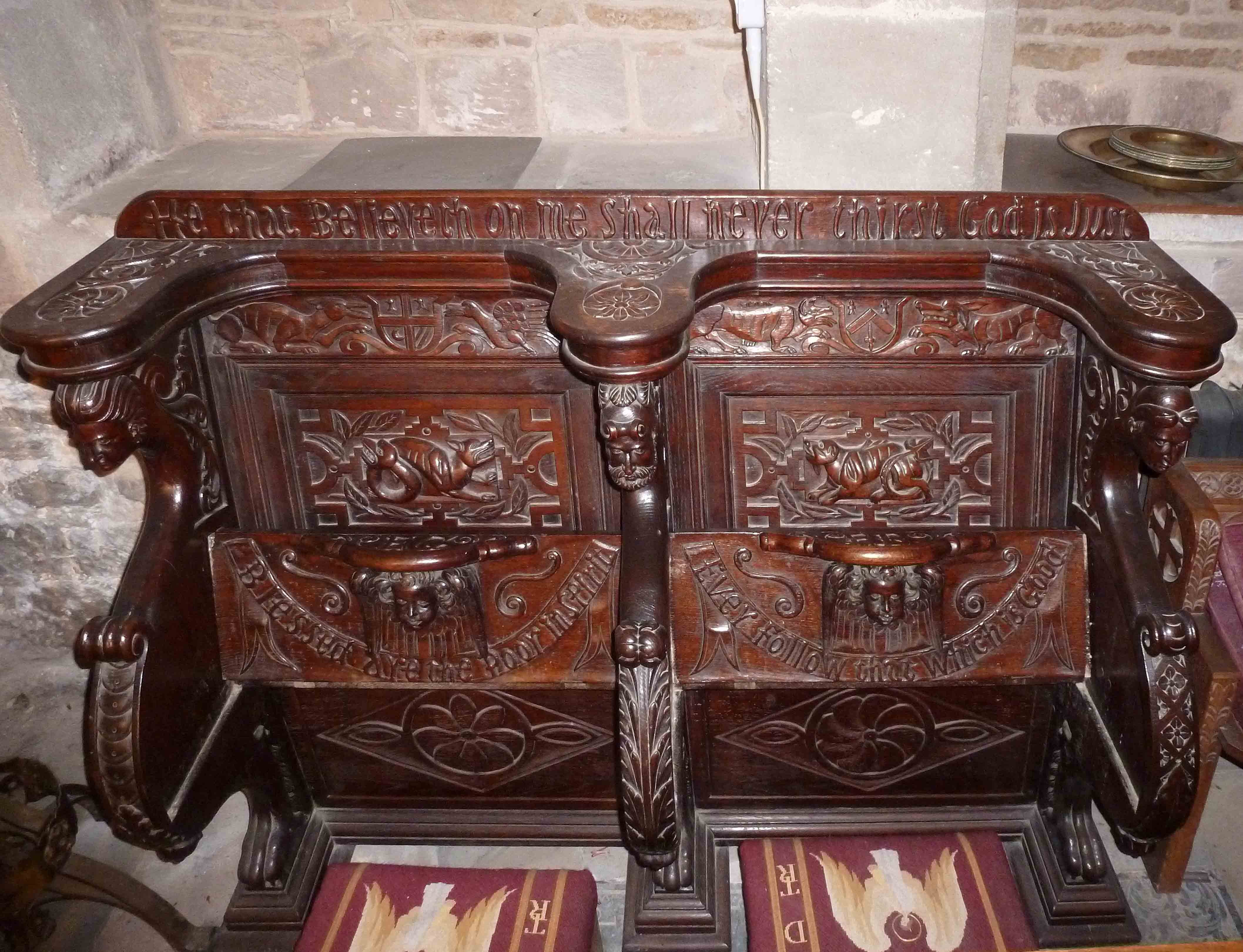 DShowingMisericords