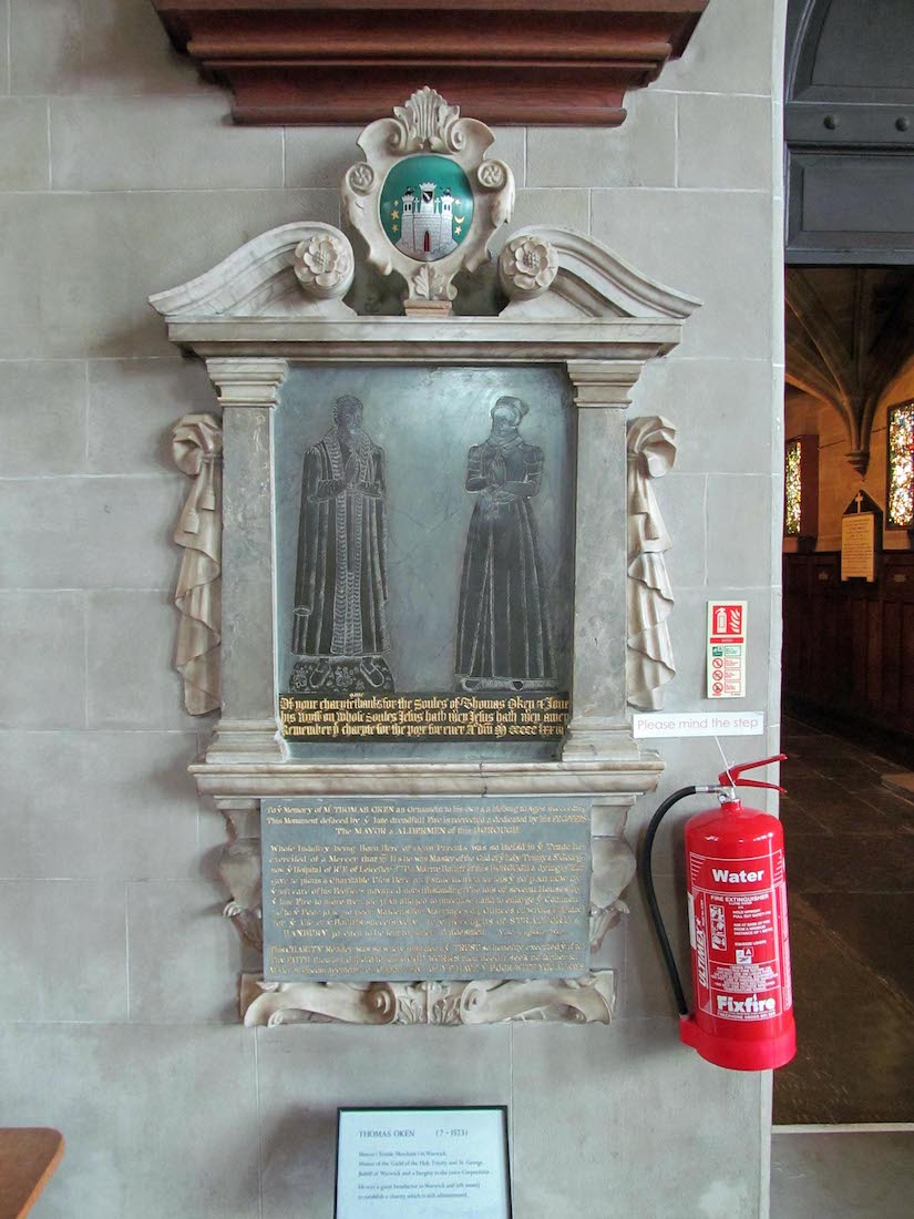 BAkenMemorialOutsideRegimentalChapelWH