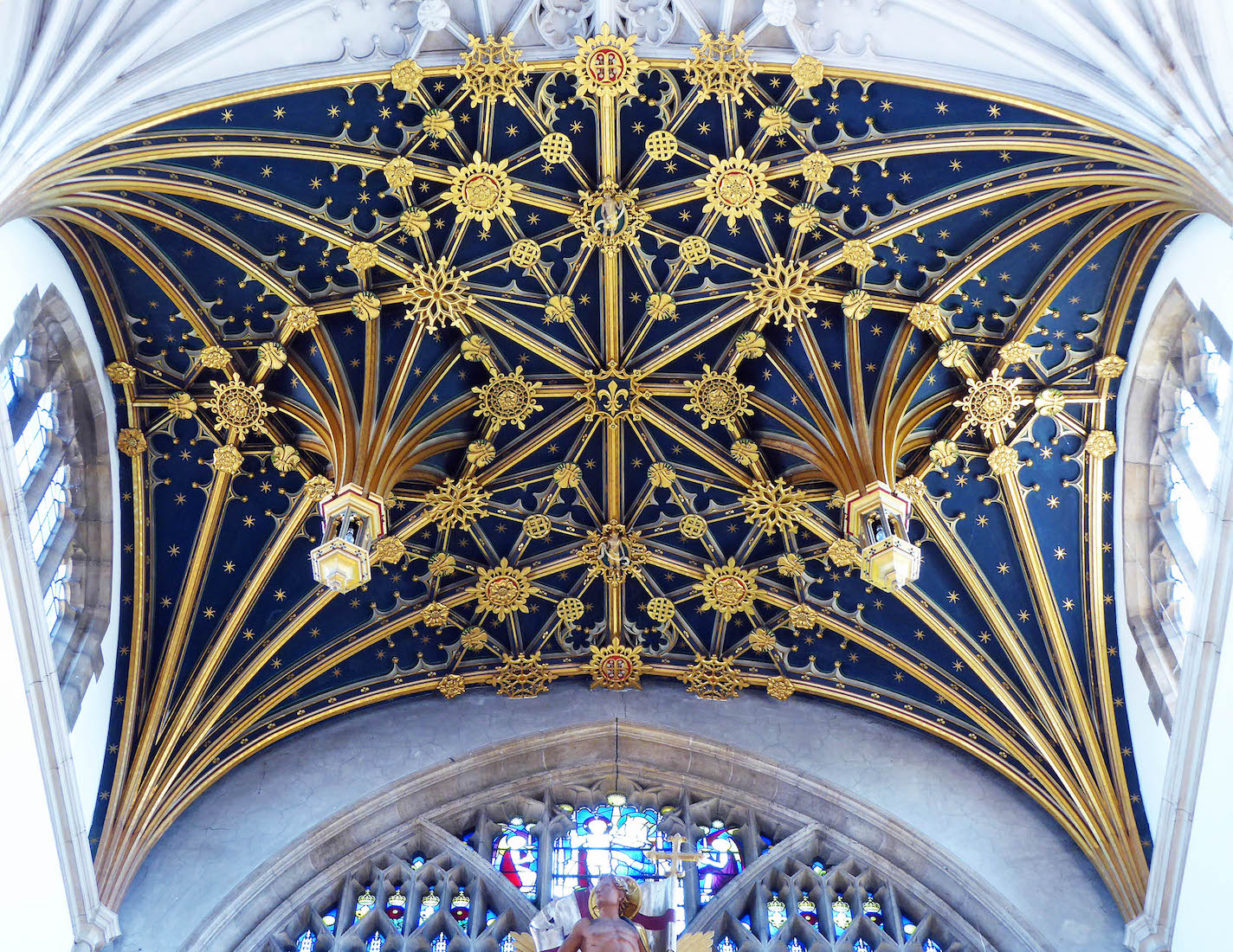 Ssanctuaryceilingstmaryswellingborough49330777897o