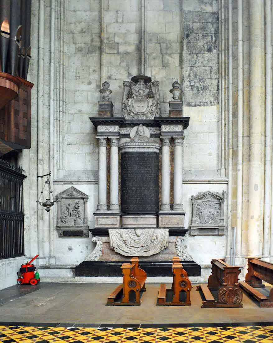 DaemenMonument38