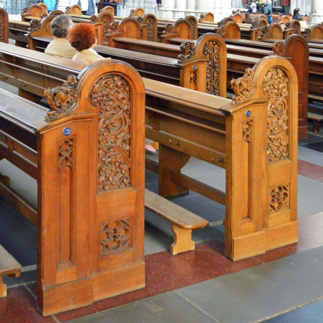 CarvedPews
