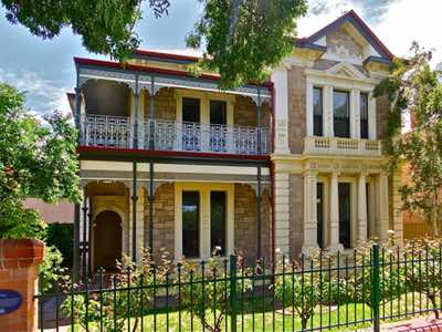 22 Molesworth Street