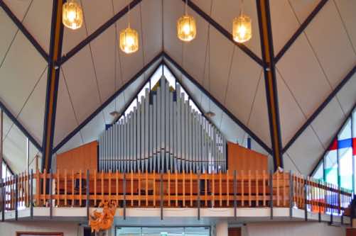 On the balcony above the entrance to the church stands a modern pipe organ.  This magnificent organ was originally located in the old St Mary's.